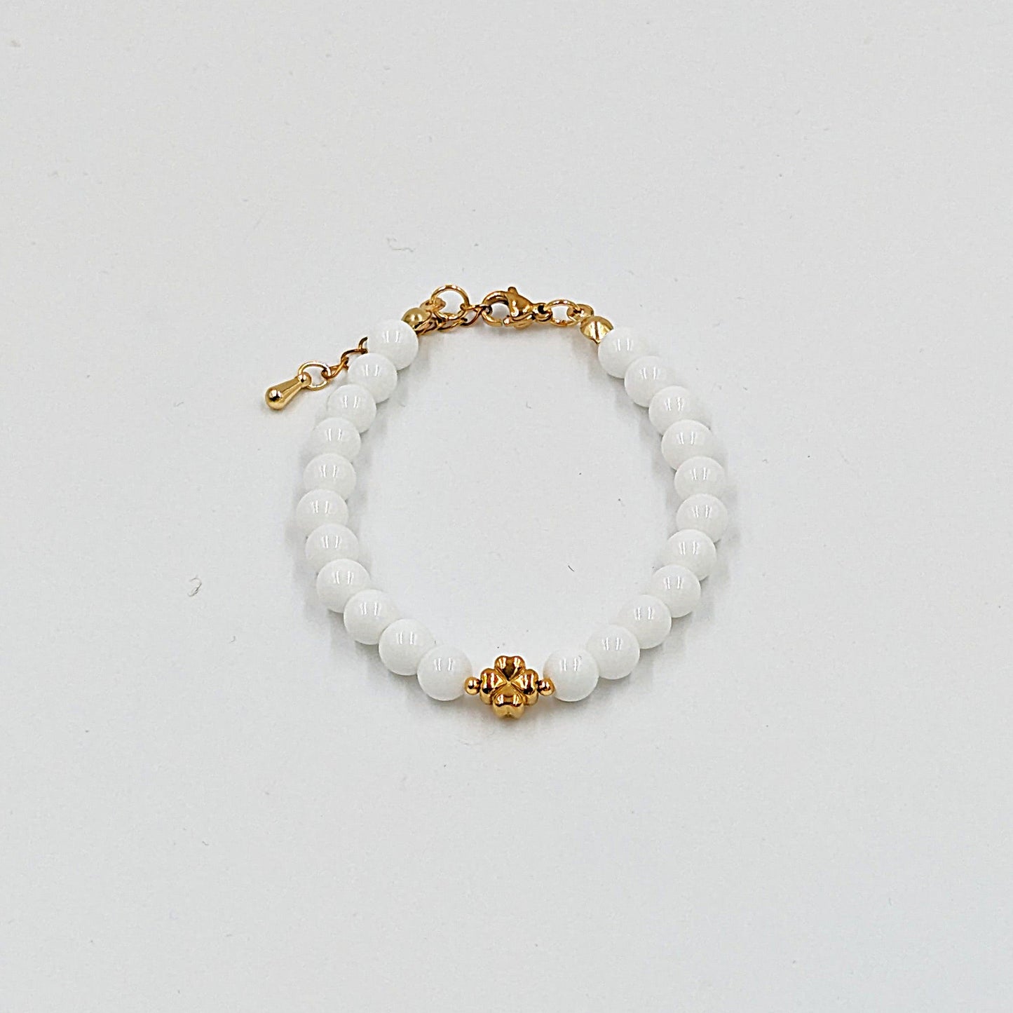 Natursteinperlenarmband Lucky clover